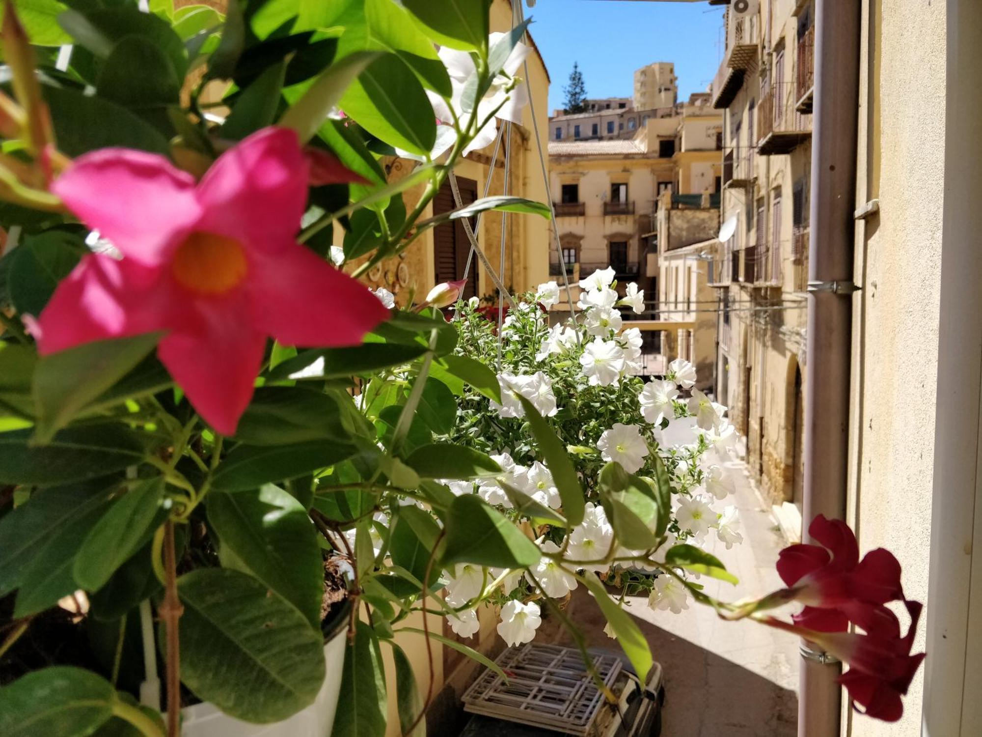 Kalos Rooms Agrigento Exteriör bild